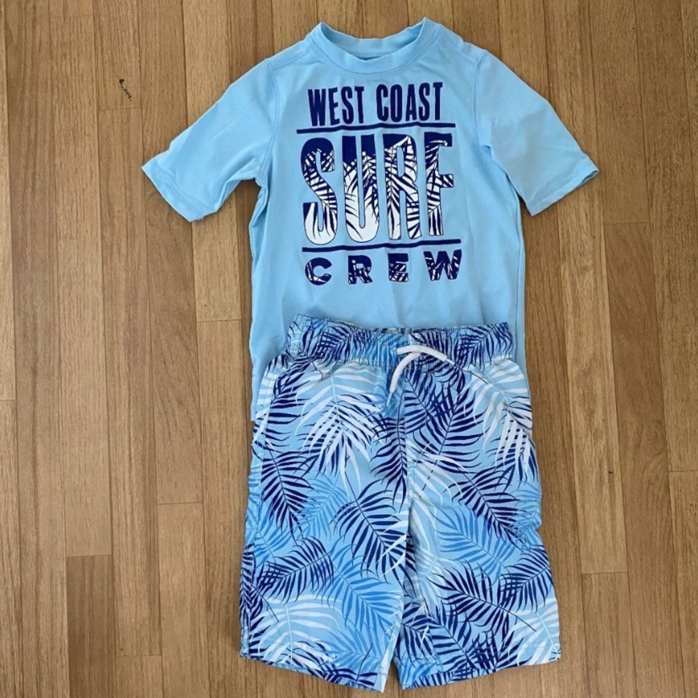 PLACE Boys West Coast Surf Crew Two
Piece Swimsuit Set Size M (7-8)